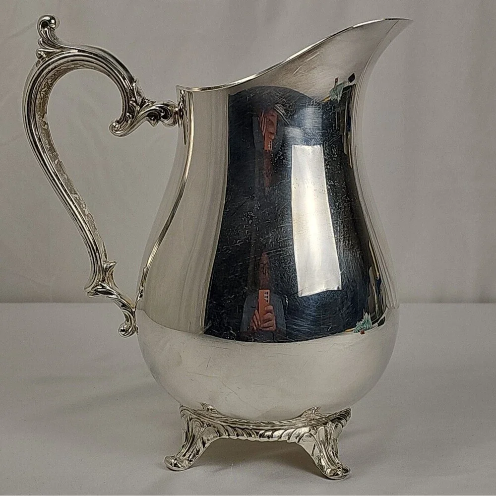 Vintage Wm Rogers 817 Silverplate Pitcher Aglaia President 1963-64 Footed